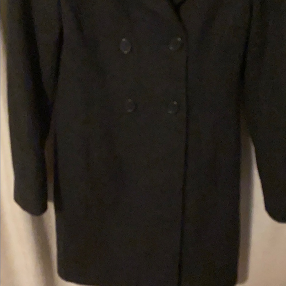 Coat. - Picture 3 of 4